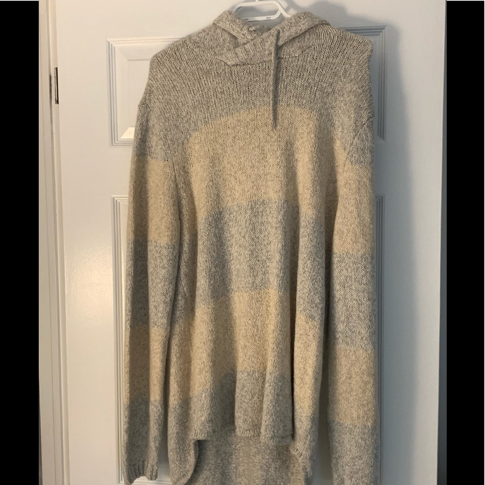 Men’s Large Knit Hoodie